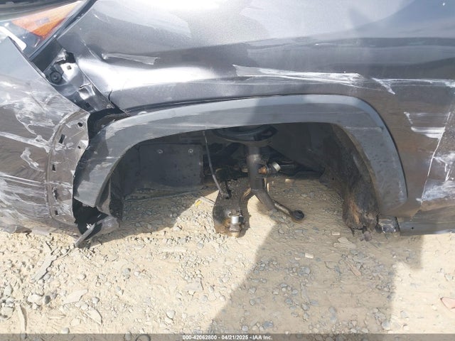 2T3P1RFV9KW042278 Toyota Rav4 Xle