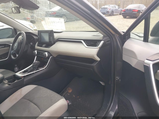 2T3P1RFV9KW042278 Toyota Rav4 Xle