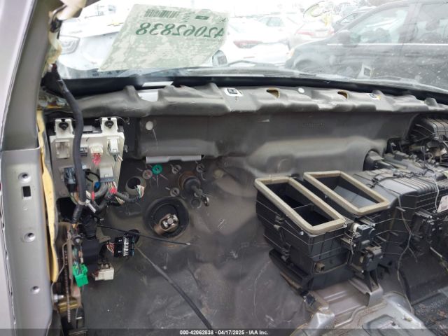 1C6RR7GT2HS859832 RAM 1500 Big Horn  4x4 6'4 Box