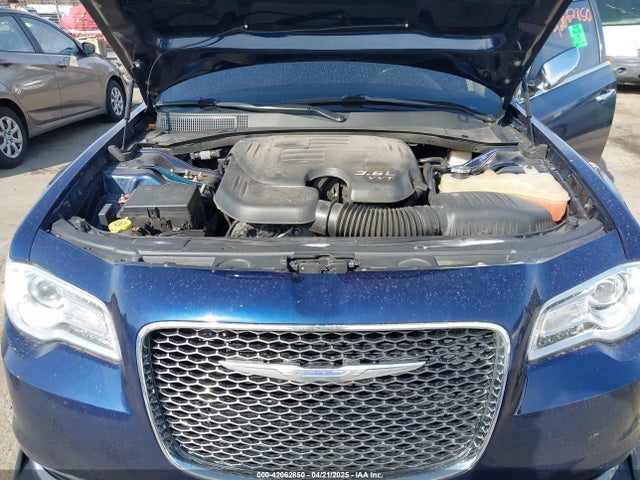 Chrysler 300c Awd 2016 2C3CCAKGXGH130365 Image 10