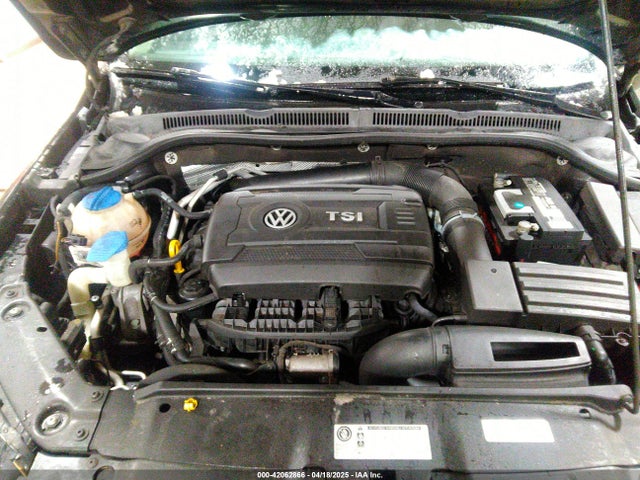 3VWD17AJ8EM399644 Volkswagen Jetta 1.8t Se