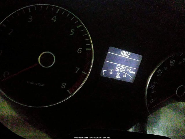 3VWD17AJ8EM399644 Volkswagen Jetta 1.8t Se