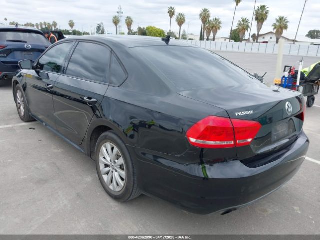 1VWAT7A37FC052050 Volkswagen Passat 1.8t Wolfsburg Edition