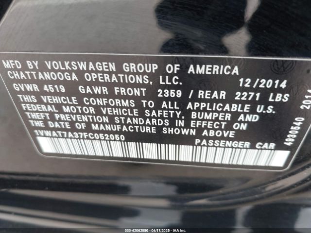 1VWAT7A37FC052050 Volkswagen Passat 1.8t Wolfsburg Edition