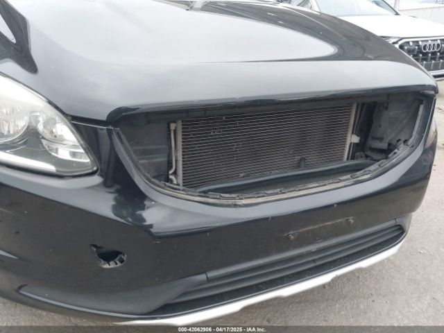 YV4902DZ5E2555031 Volvo Xc60 T6 R-design