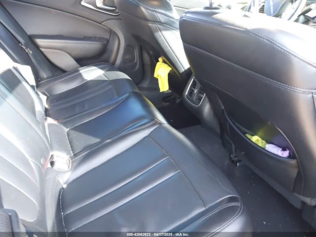 1C3CCCCB7FN583055 Chrysler 200 C