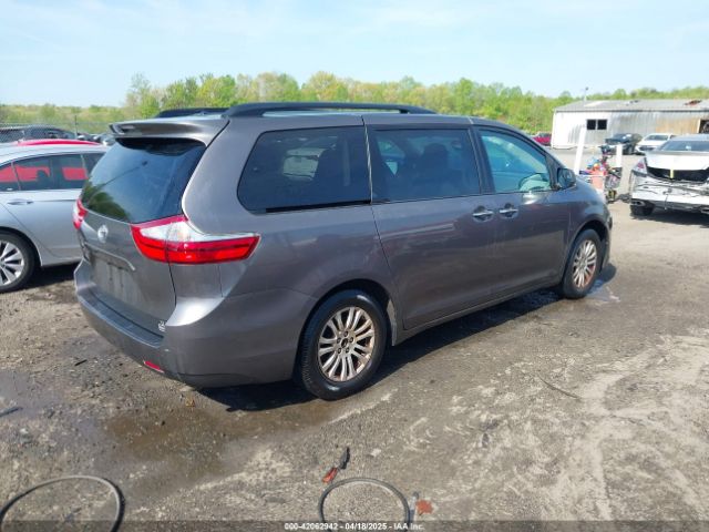 5TDYK3DC9FS685768 Toyota Sienna Xle 8 Passenger