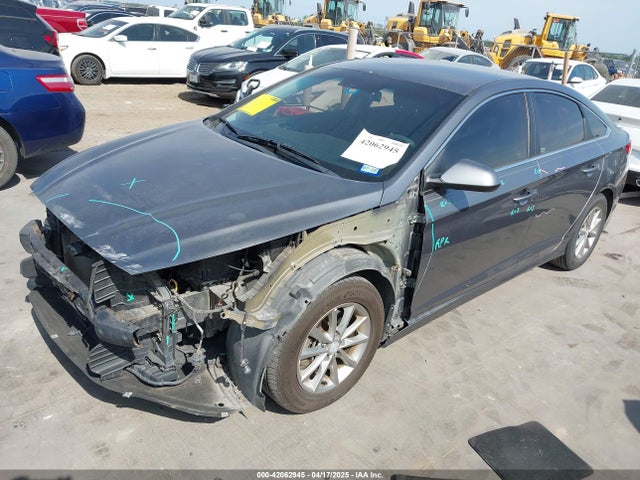 Hyundai gdi theta-ii 2018 5NPE24AF8JH676632 Image 2