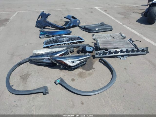 3PCAJ5M39KF115915 Infiniti Qx50 Essential