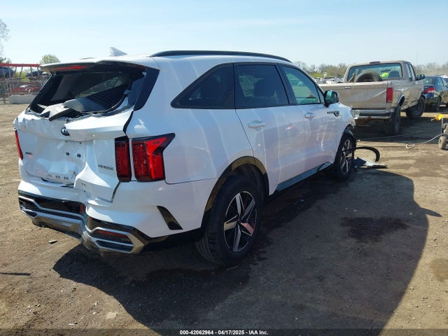 KIA SORENTO EX 2021 5XYRHDLF7MG059909 Image 4