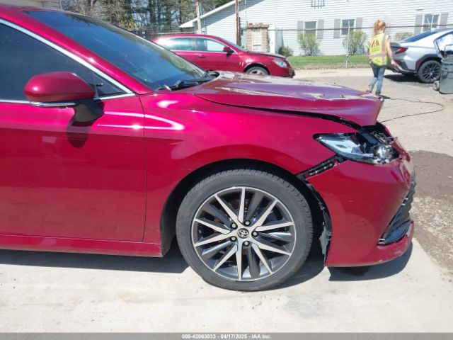 4T1F31AK4NU034347 Toyota Camry Xle Hybrid