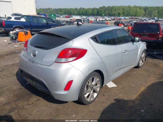 KMHTC6AD8GU301395 Hyundai Veloster