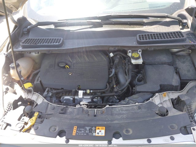 1FMCU0GD1HUD81299 Ford ESCAPE SE