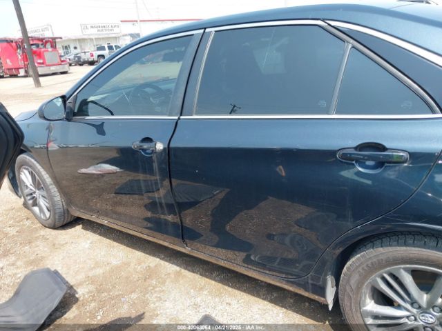 4T1BF1FK0HU431458 Toyota CAMRY SE
