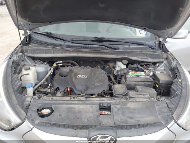 KM8JU3AG8FU055234 Hyundai TUCSON SE
