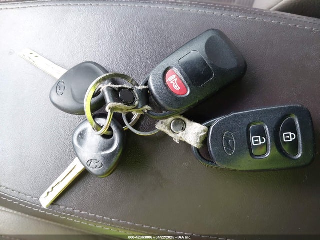 KM8JU3AG8FU055234 Hyundai TUCSON SE