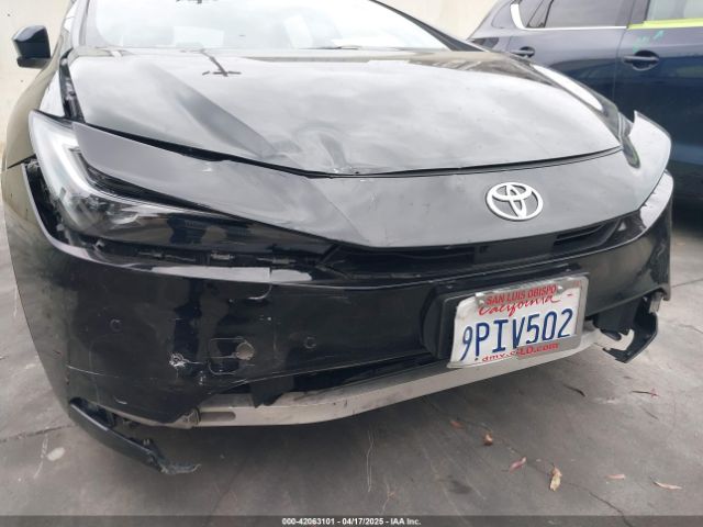 JTDADABU3R3015537 Toyota Prius Limited Awd-e