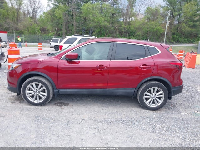JN1BJ1CP1KW229861 Nissan Rogue Sport S