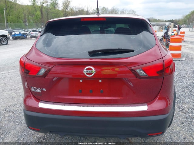 JN1BJ1CP1KW229861 Nissan Rogue Sport S