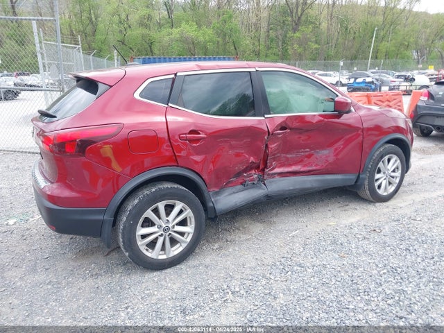 JN1BJ1CP1KW229861 Nissan Rogue Sport S