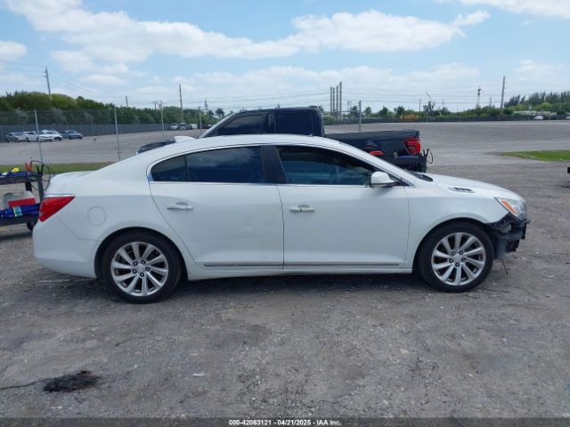 1G4GB5GR5FF184332 Buick Lacrosse Leather
