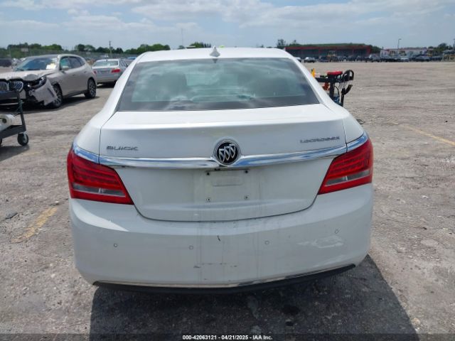 1G4GB5GR5FF184332 Buick Lacrosse Leather