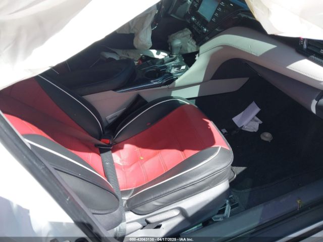 4T1B11HK3JU561686 Toyota CAMRY LE