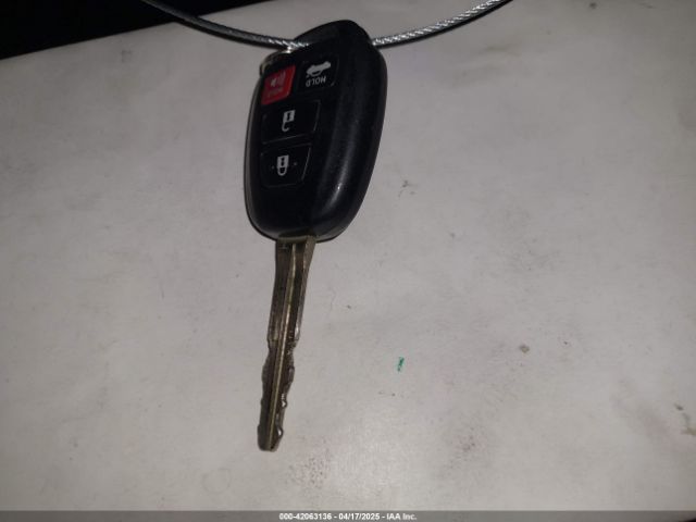 5YFBURHE2EP160900 Toyota COROLLA LE