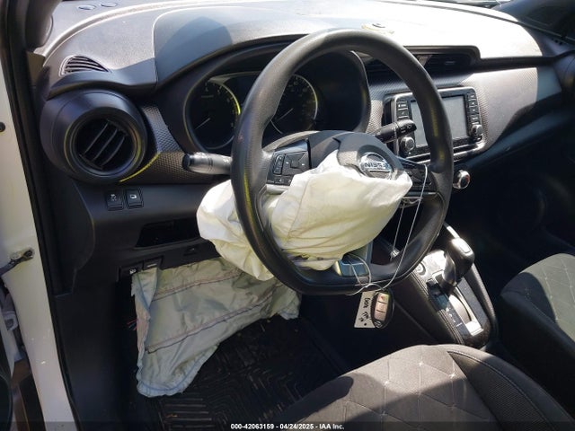 3N1CP5CU9KL480214 Nissan KICKS S