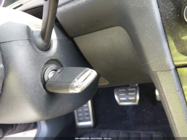 3VW4T7AU2FM061792 Volkswagen Golf Gti 2.0t S 4-door