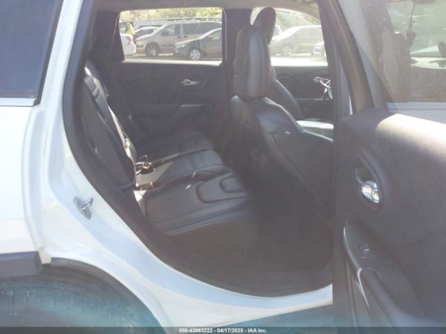 1C4PJMDX5KD305788 Jeep Cherokee Limited 4x4