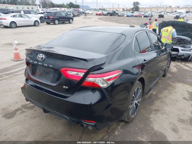 4T1B11HK0JU119612 Toyota CAMRY SE