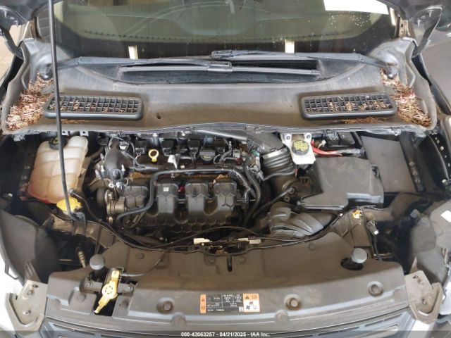 1FMCU0G94FUB72423 Ford ESCAPE SE
