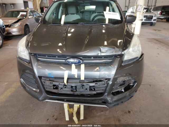 1FMCU0G94FUB72423 Ford ESCAPE SE