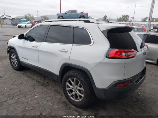 1C4PJLCB5FW642701 Jeep Cherokee Latitude