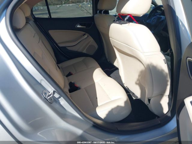 2018 MERCEDES-BENZ GLA 250 WDCTG4GB4JJ479228 Photo 7