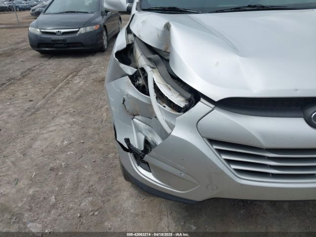 KM8JT3AF5FU960640 Hyundai TUCSON GLS