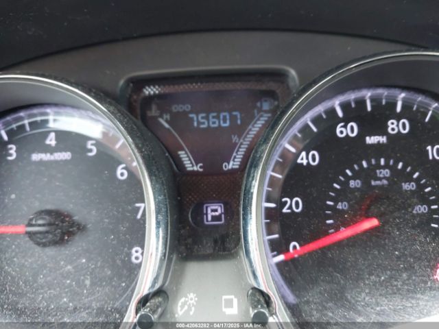 3N1CN7AP1HL832290 Nissan Versa 1.6 Sv