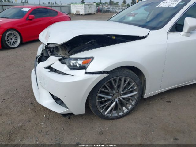 JTHBA1D22G5008118 Lexus IS 200T