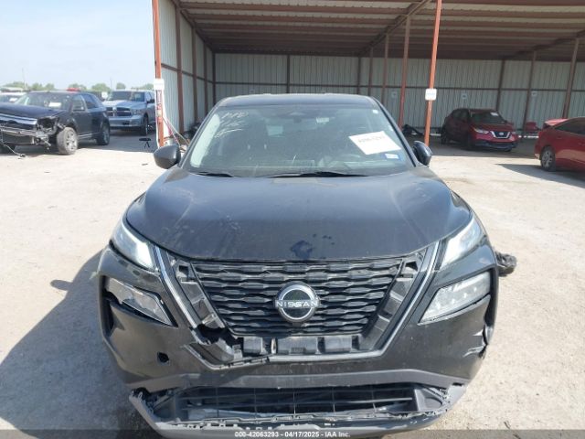 JN8BT3BA8PW005658 Nissan Rogue Sv Fwd