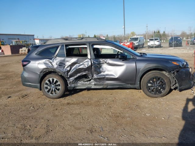 4S4BTGLD8S3148403 Subaru Outback Onyx Edition Xt