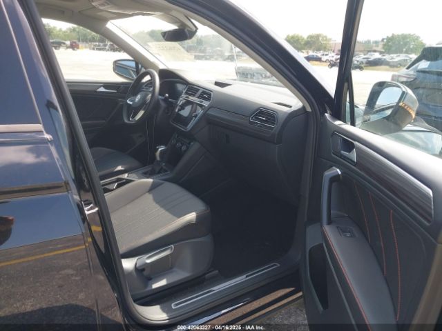 3VVTB7AX6RM218502 Volkswagen Tiguan 2.0t Wolfsburg Edition