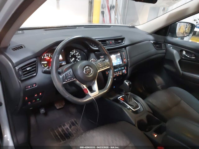 Nissan ROGUE SV 2018 5N1AT2MV8JC709302 Image 19