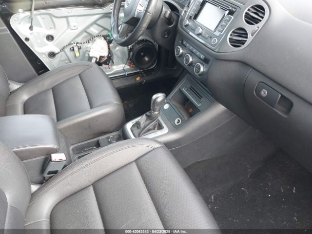 WVGBV3AXXEW626422 Volkswagen Tiguan Sel