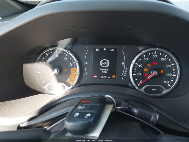ZACNJAB10LPM09870 Jeep Renegade Latitude Fwd
