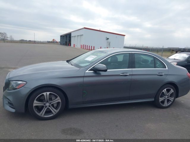 WDDZF4KB1HA128626 Mercedes-Benz E 300 4matic