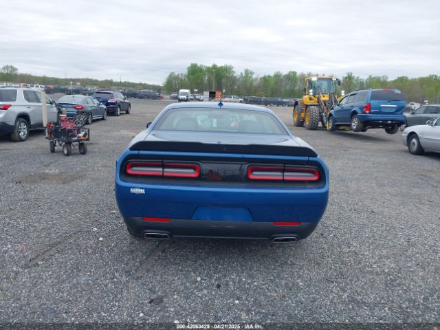 2C3CDZAG8NH205736 Dodge Challenger Sxt