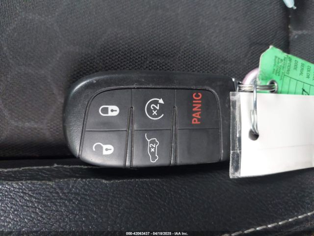 3C4NJCBB7JT285996 Jeep Compass Latitude Fwd