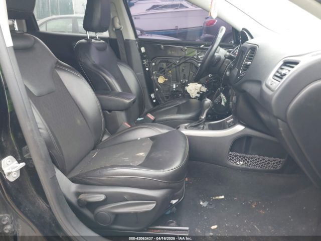 3C4NJCBB7JT285996 Jeep Compass Latitude Fwd