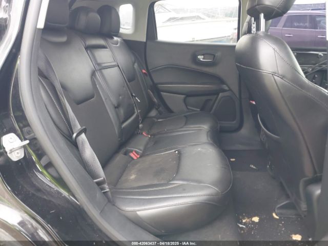 3C4NJCBB7JT285996 Jeep Compass Latitude Fwd